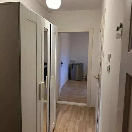 Modernes & Komfortables Bis Zu 6 P Appartement